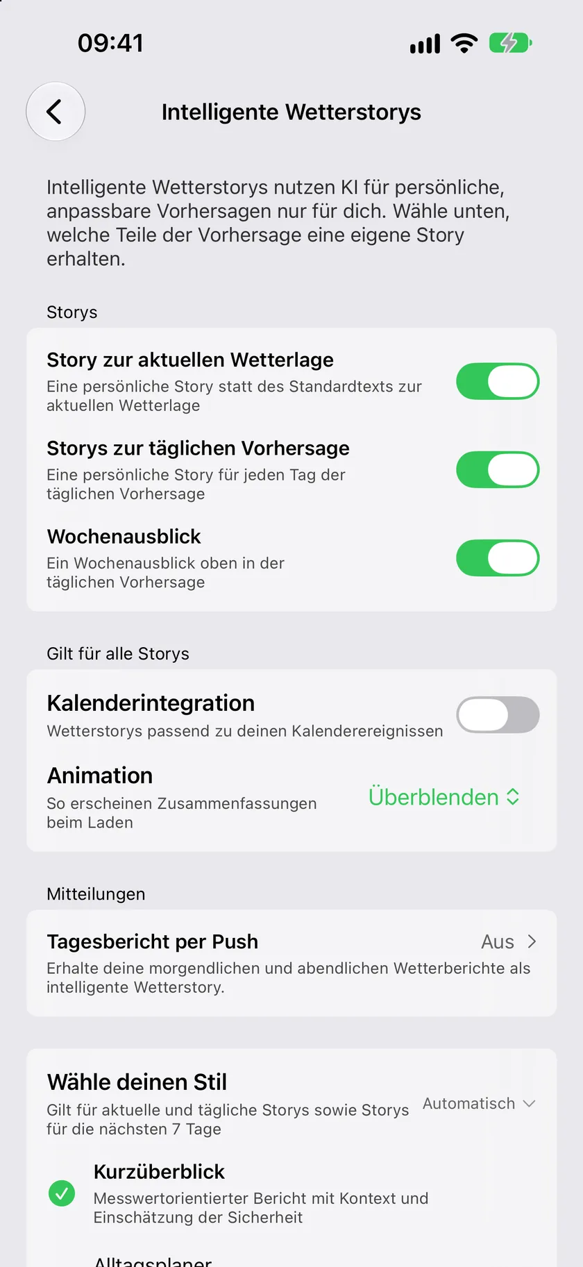 Der Einstellungsbildschirm „Intelligente Wetterstorys“ mit dem Bereich „Storys“ und einem Schalter pro Story