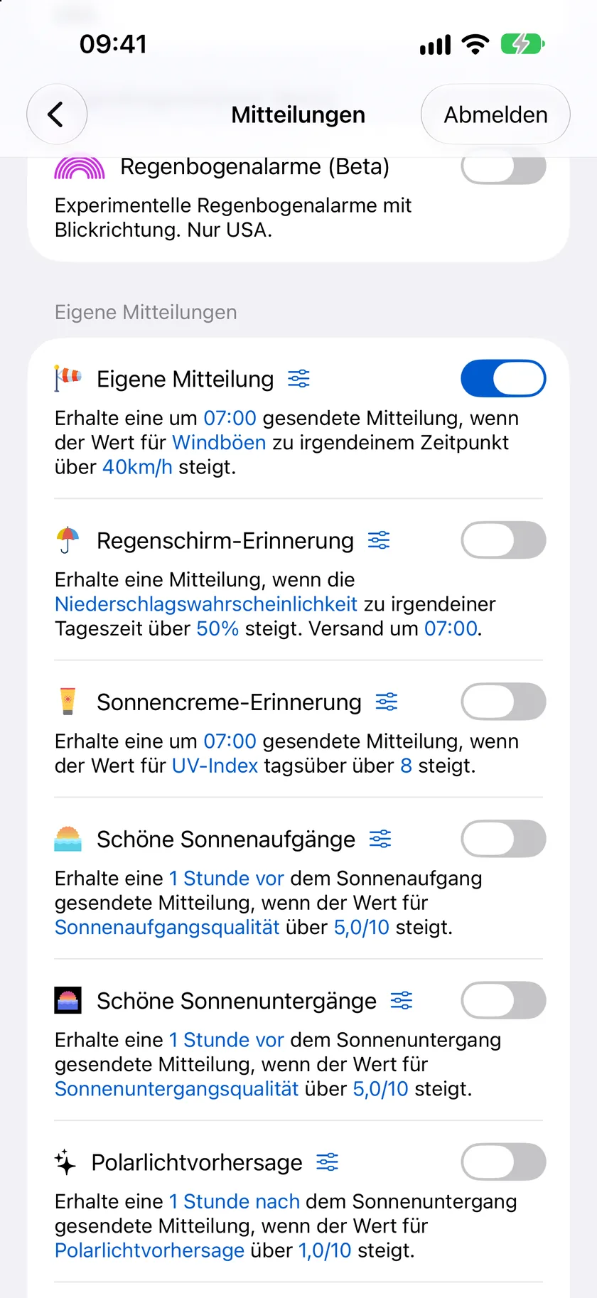 Die Liste „Eigene Mitteilungen“ mit Erdbebenalarm, Schöne Sonnenuntergänge, Sonnencreme-Erinnerung, Schirm-Erinnerung und einem eigenen Alarm für Windböen, die ihre Regel jeweils in einem Satz beschreiben.