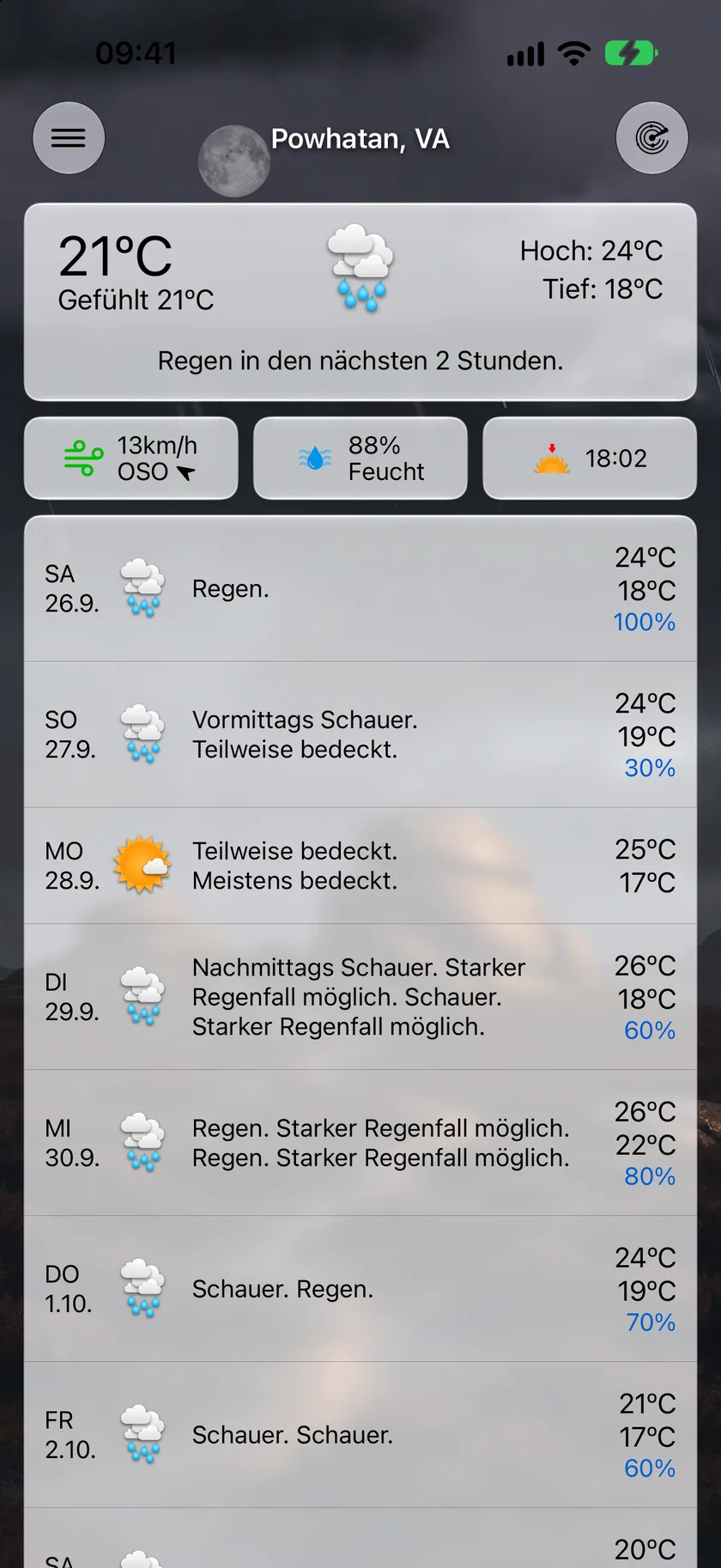 Der Hauptbildschirm von Forecast Bar an einem sonnigen Tag – die Karte mit der aktuellen Wetterlage, Datenpunkt-Kacheln einschließlich Gezeiten und die Liste der täglichen Vorhersage.