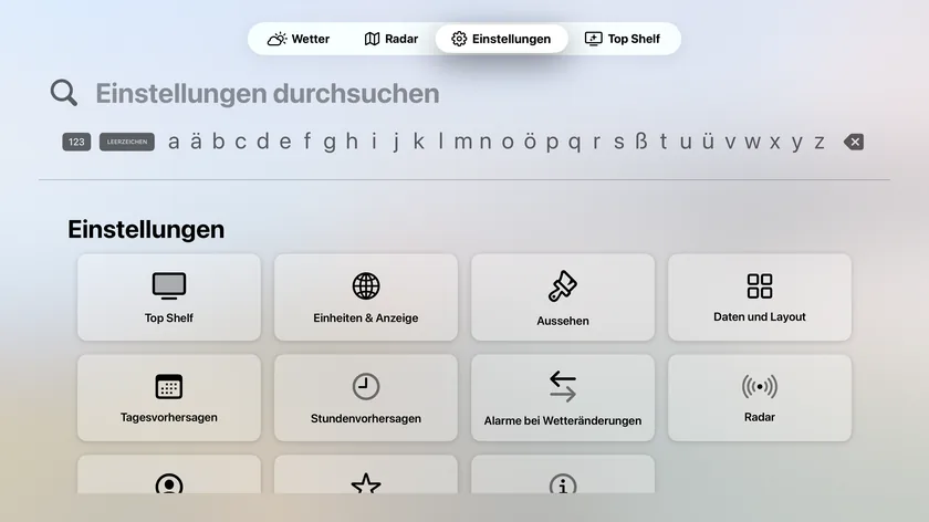 Der Einstellungsbildschirm auf dem Apple TV mit elf Kacheln von „Top Shelf“ bis „Über und mehr“.
