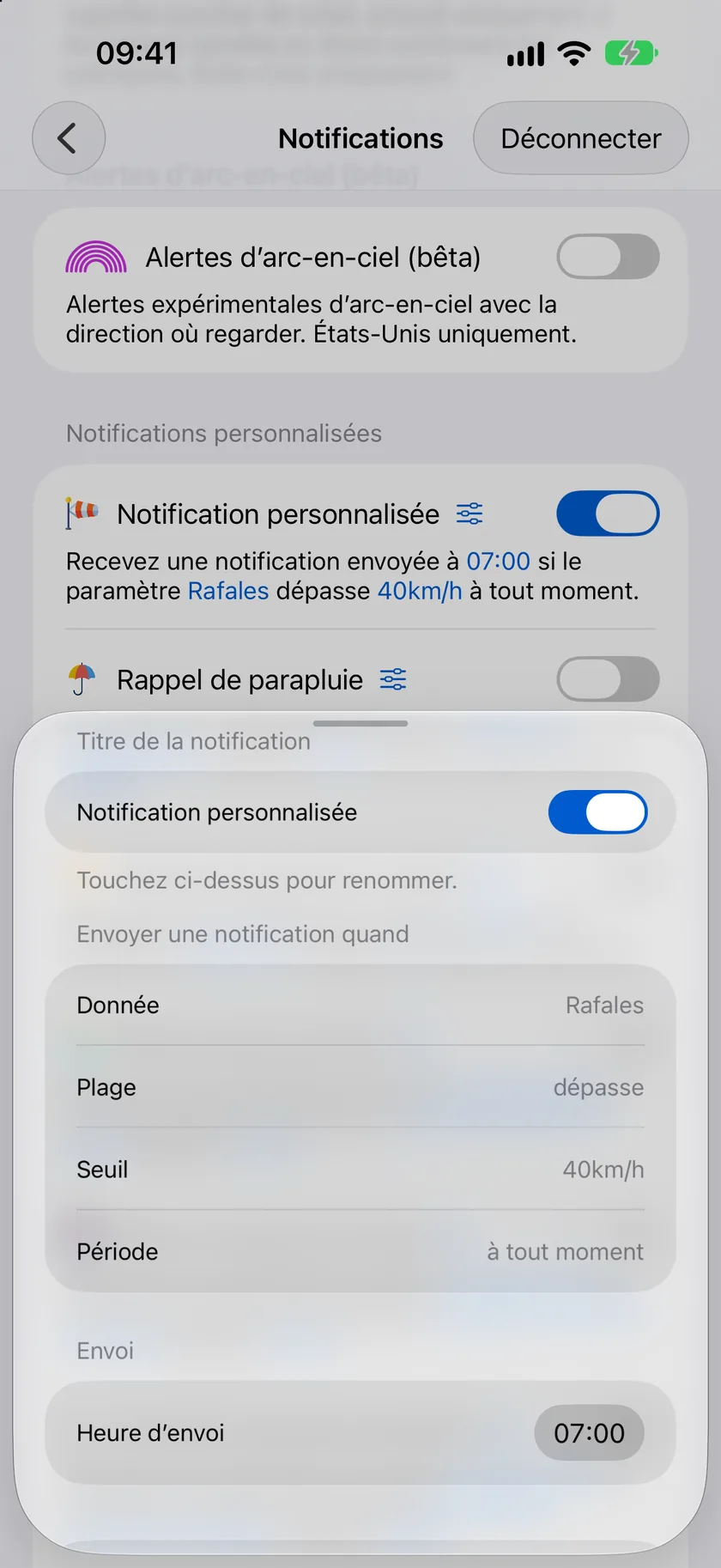 L’éditeur de notification personnalisée affichant le Rappel parapluie : point de données Risque de précipitation, dépasse 50 %, à tout moment, envoyée à 7:00.