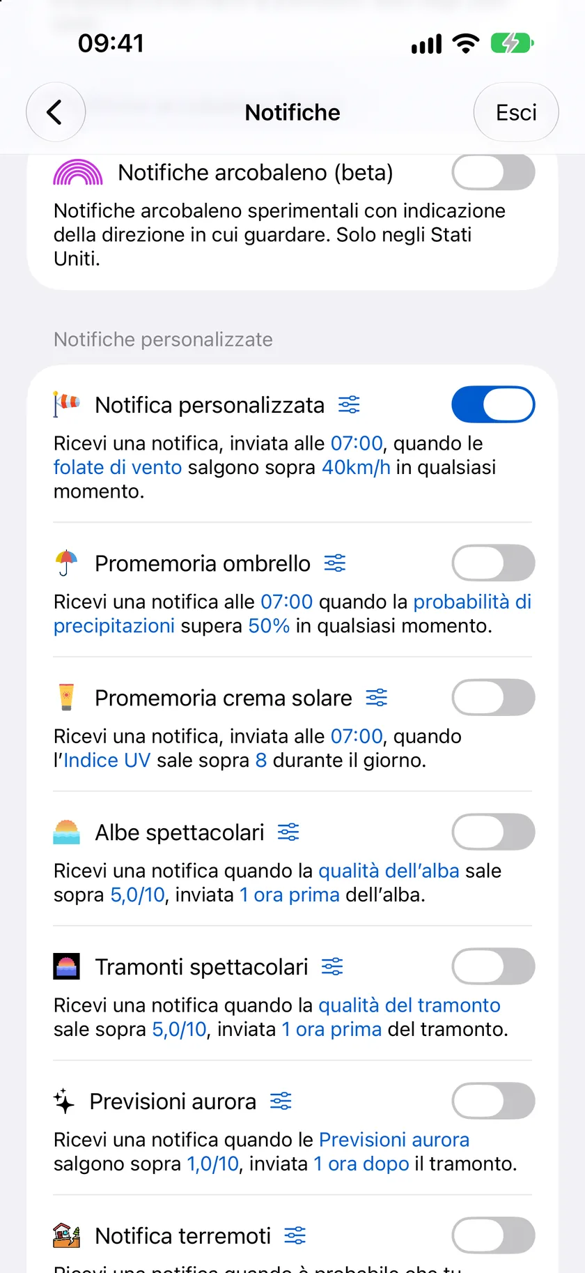 L’elenco Notifiche personalizzate con Terremoto, Tramonti spettacolari, Promemoria crema solare, Promemoria ombrello e una notifica personalizzata sulle folate di vento, ciascuna con la propria regola riassunta in una frase.