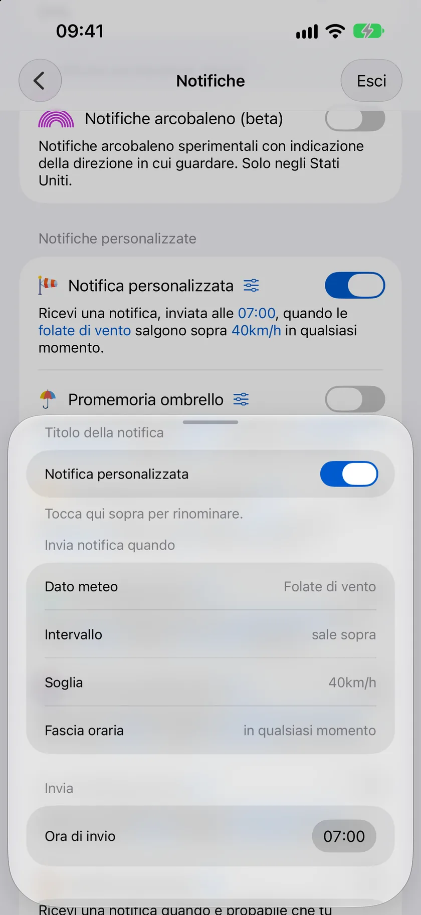 L’editor delle notifiche personalizzate con Promemoria ombrello: parametro Probabilità di precipitazioni, supera il 50 percento, in qualsiasi momento, inviata alle 7:00.