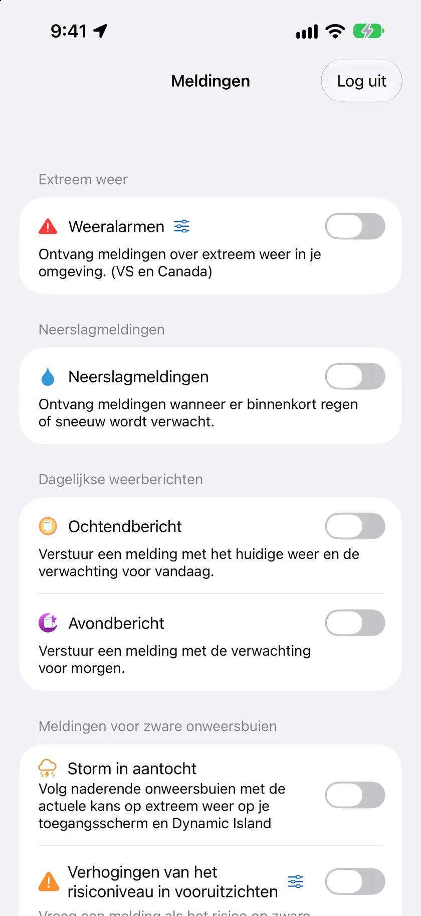 Het instellingenscherm Meldingen met de secties Extreem weer, Neerslagmeldingen, Live activiteit en Dagelijkse weerberichten, allemaal ingeschakeld.