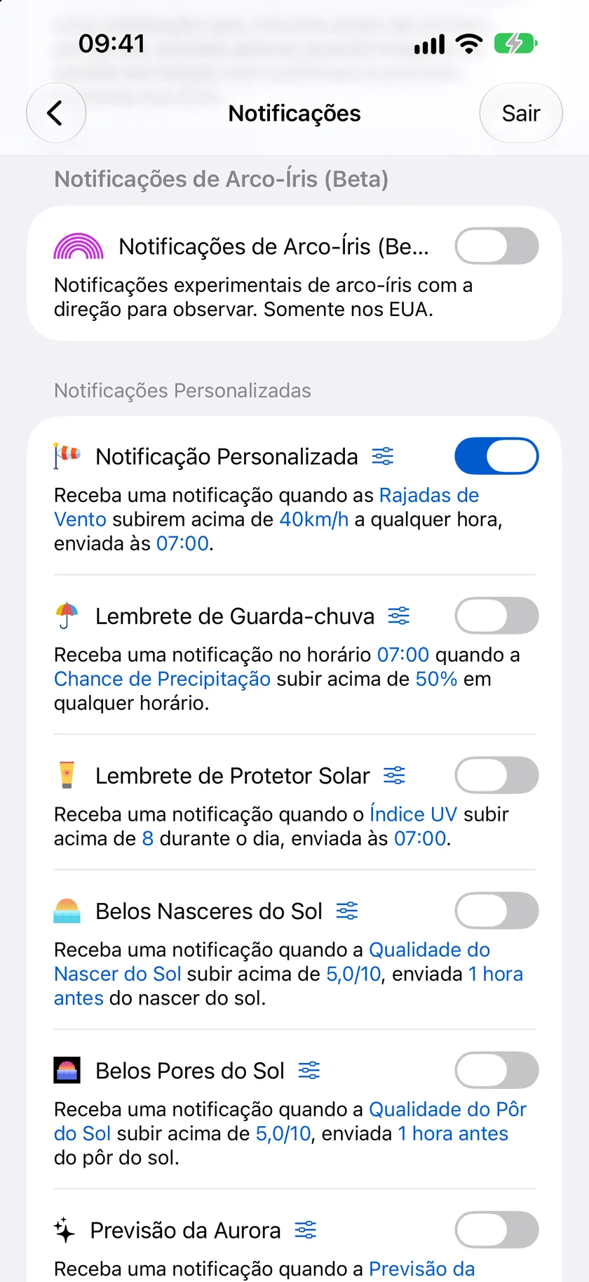 A lista Notificações Personalizadas com Notificação de Terremoto, Pôr do Sol Bonito, Lembrete de Protetor Solar, Lembrete de Guarda-Chuva e uma notificação personalizada de rajadas de vento, cada uma resumindo sua regra em uma frase.