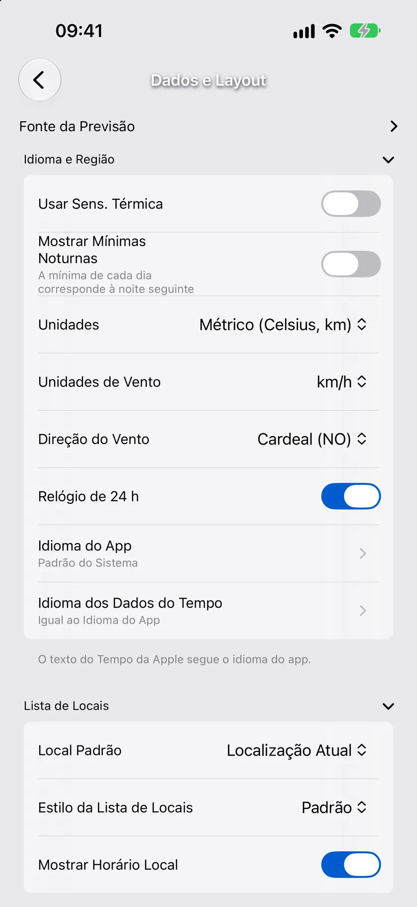 A tela de ajustes Dados e Layout com as suas seções que podem ser recolhidas